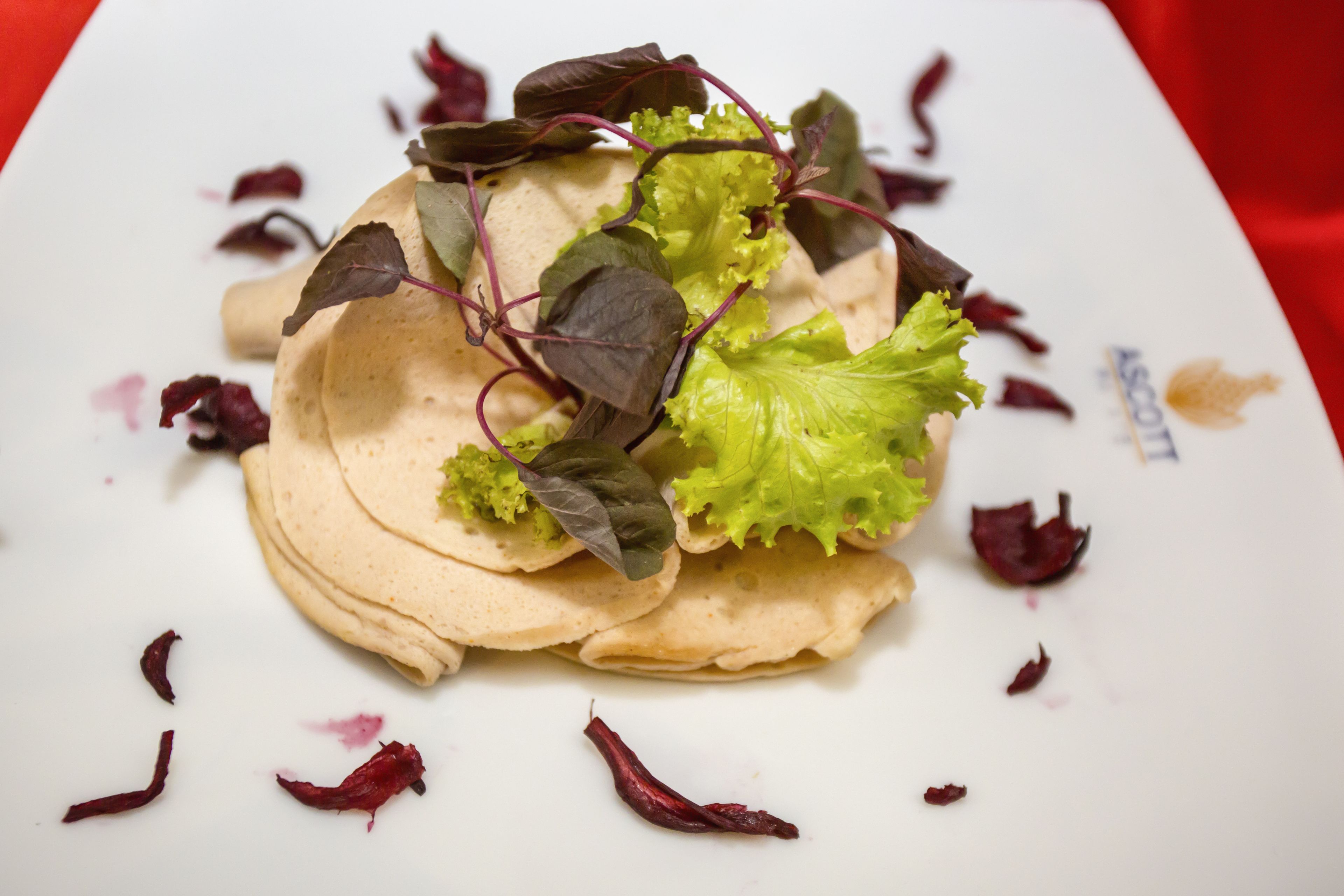 Daily buffet breakfast (USD 15 per person)