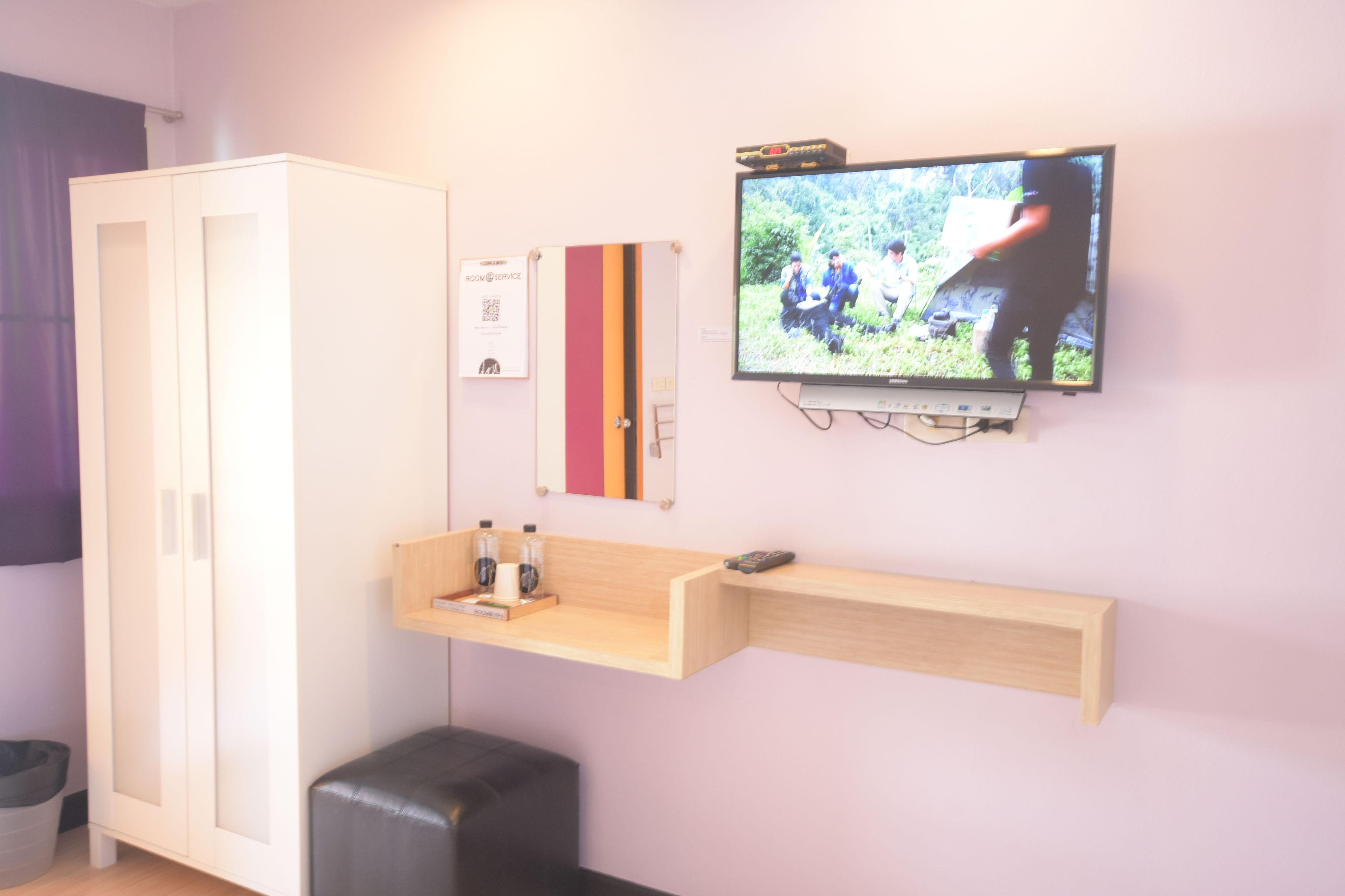 standard double room | 1 bedroom, desk, free wifi, bed sheets