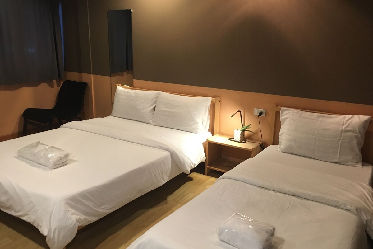 1 bedroom, desk, free WiFi