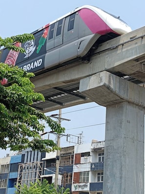 Superior dubbelrum - 1 kingsize-säng | Utsikt mot staden