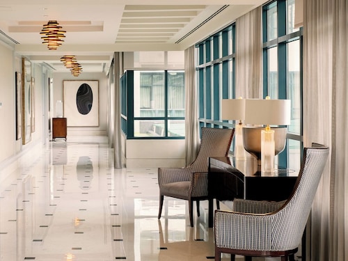 Aruga Apartments by Rockwell Makati