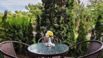 Family Two-Bedroom Suite (4 adults) | Terrasse/Patio