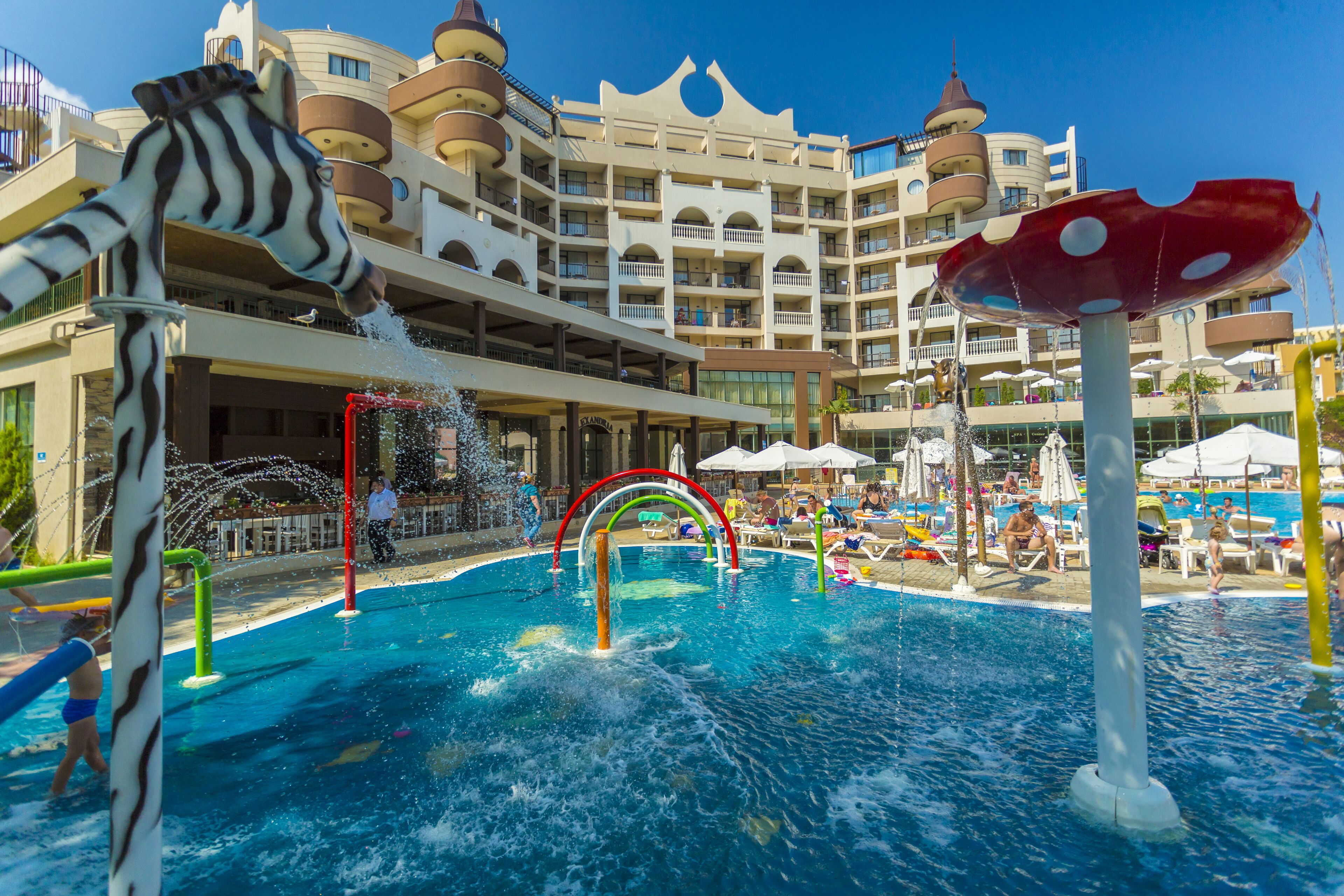 Indoor pool, seasonal outdoor pool, pool umbrellas, sun loungers