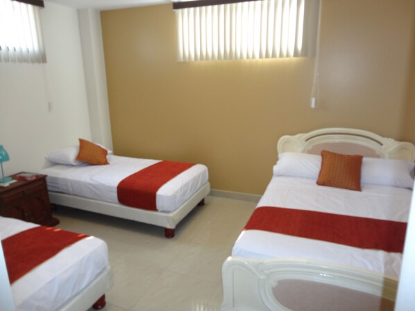 ファミリー ルーム | 可動式ベッド、WiFi (無料)