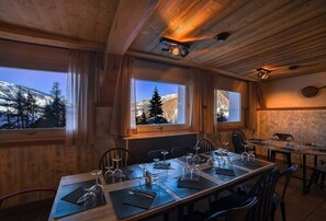 Dinner served - Hôtel Les Escondus (Vars)