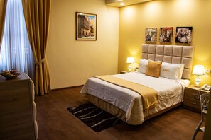 Suite, Balcony | Minibar, in-room safe, rollaway beds, free WiFi - Hotel Inka Path (Lima)