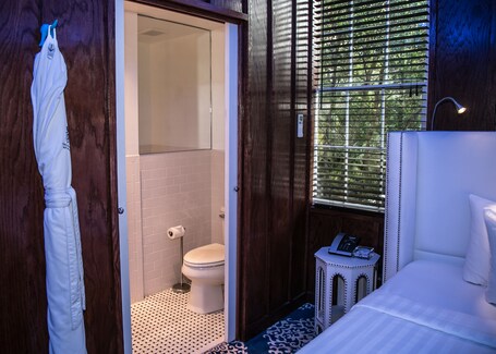 The Saint Hotel Key West, Autograph Collection - Image 21