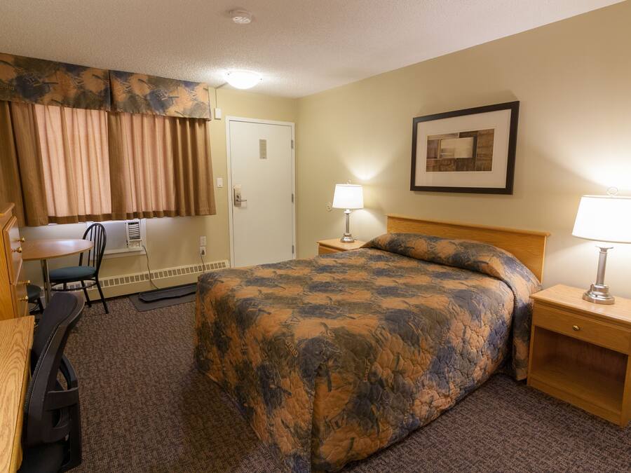 Desk, iron/ironing board (on request), free WiFi, bed sheets
