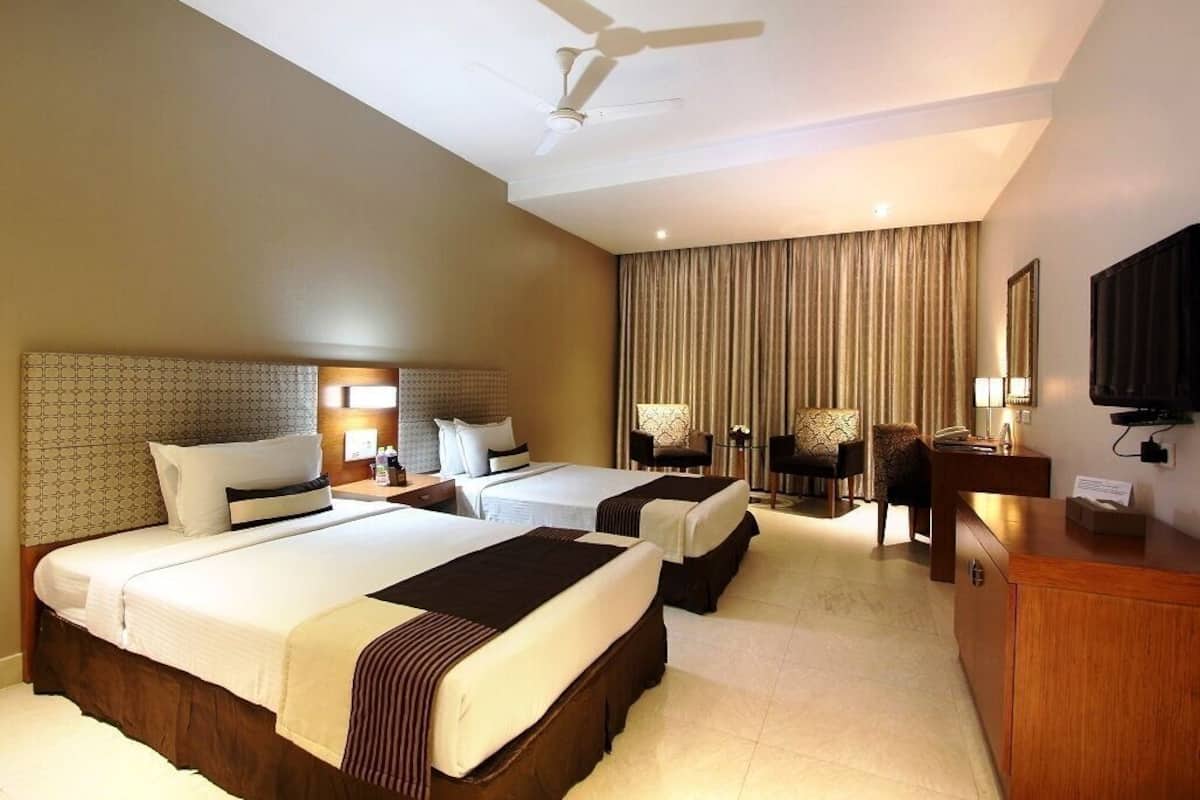 Minibar, in-room safe, individually furnished, laptop workspace