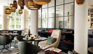 Exterior - Holiday Inn Dresden - Am Zwinger by IHG (Dresden)