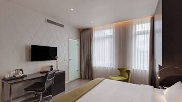 Habitación Premium, 1 cama King size | Ropa de cama hipoalergénica y edredón