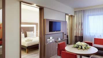 Minibar, in-room safe, desk, soundproofing