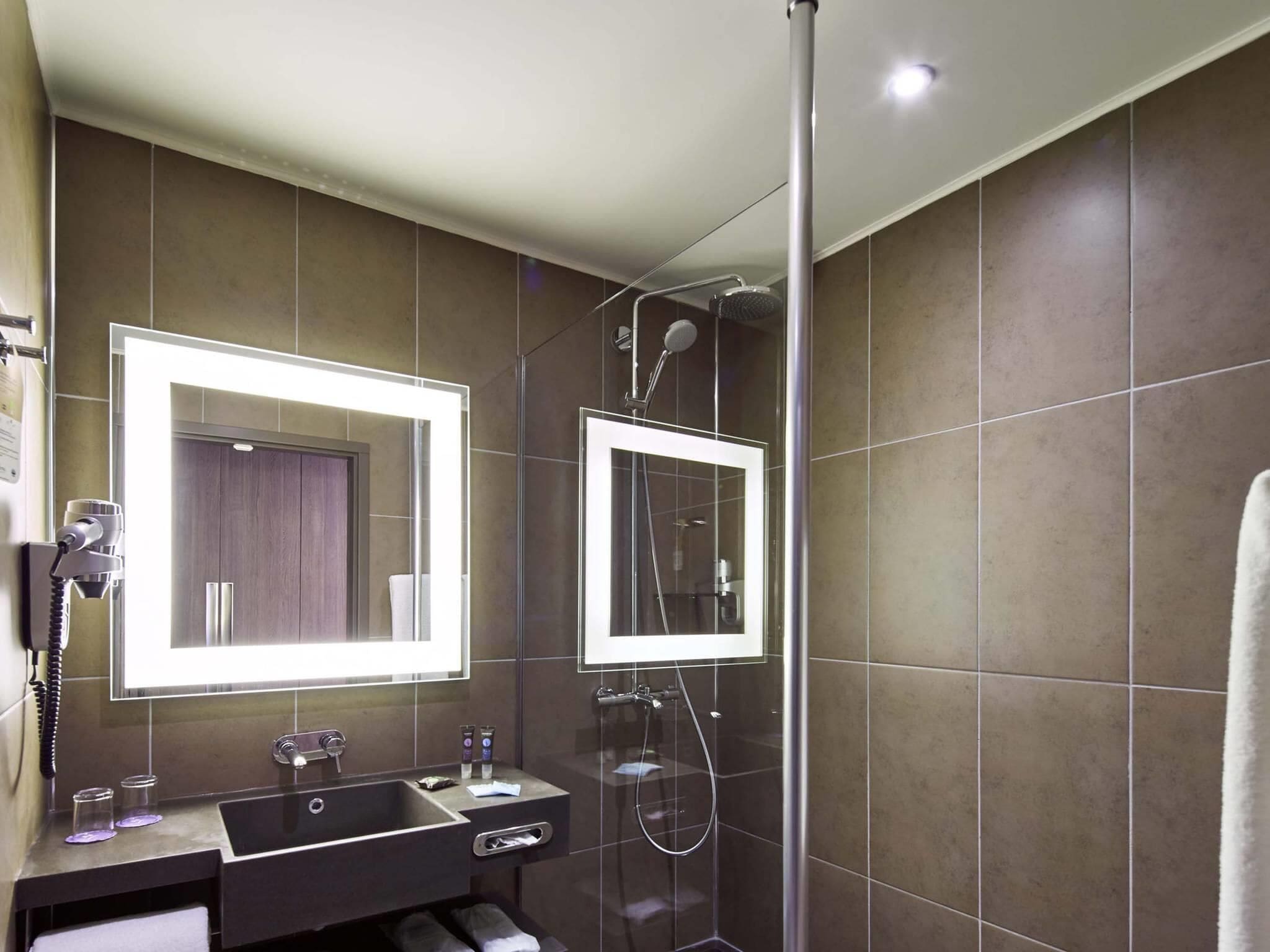 minibar, in-room safe, desk, soundproofing