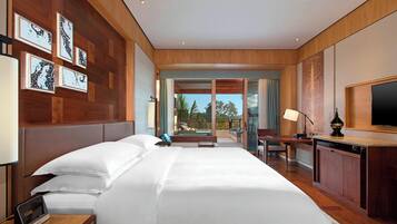 1 bedroom, premium bedding, down duvets, in-room safe