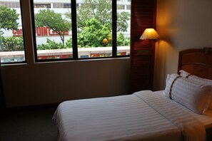 Deluxe Room (Twin) | Pemandangan dari bilik