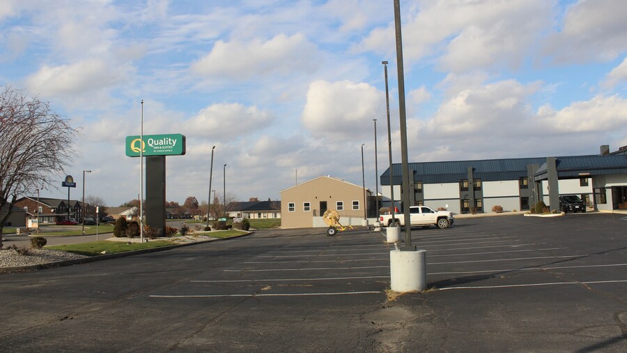 クオリティ イン & スイーツ ユニバーシティ エリア