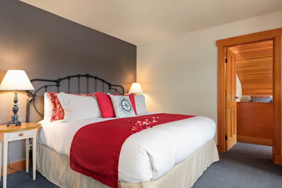 Captains Suite with View | Premium bedding, in-room safe, desk, free WiFi