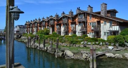 La Conner Channel Lodge