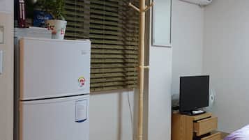 x | Room amenity