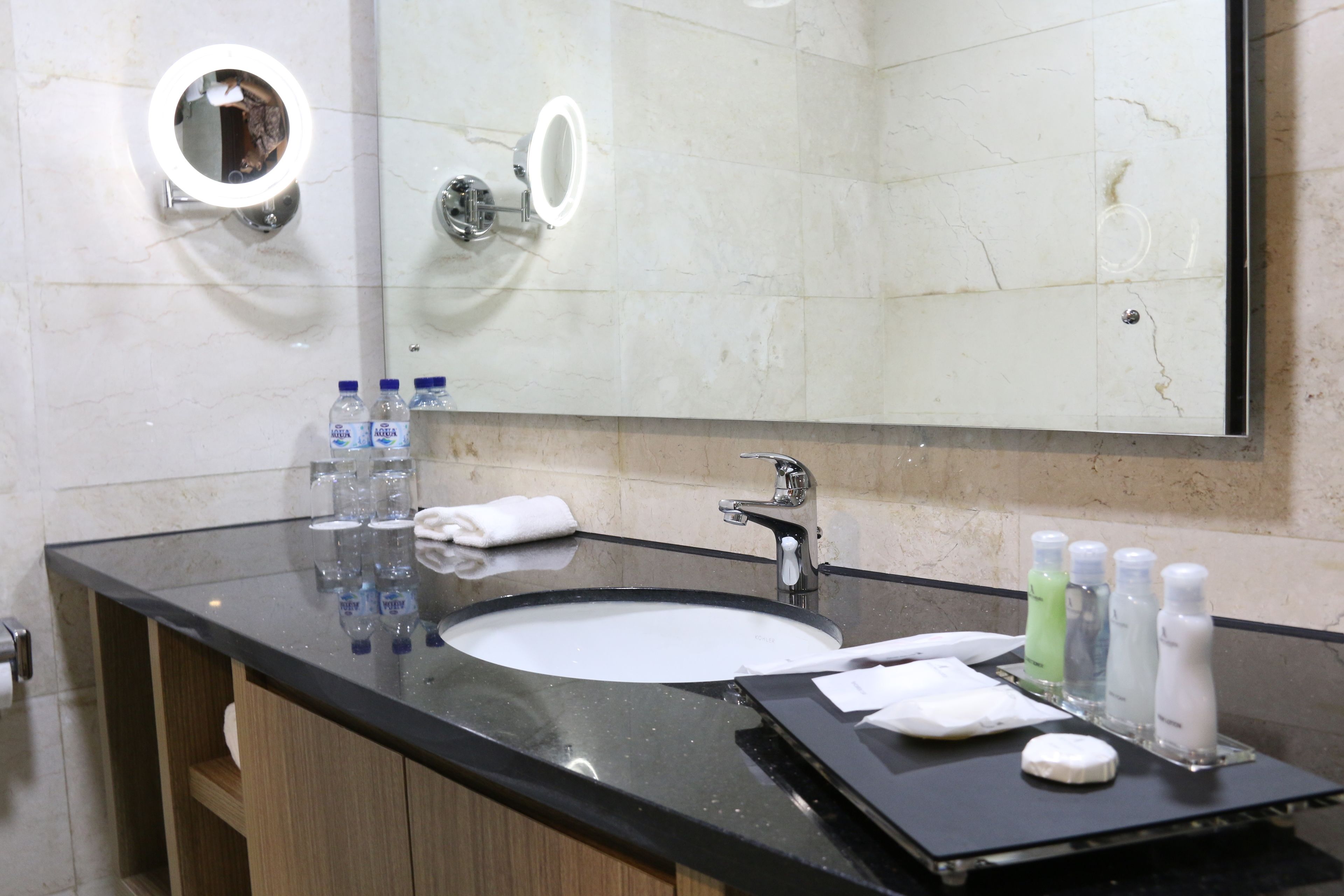 superior double or twin room | bathroom | shower, free toiletries, hair dryer, slippers