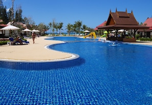 3 outdoor pools, pool umbrellas