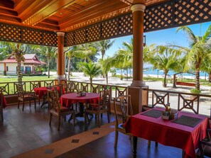 Breakfast, lunch, dinner served; Thai cuisine, beach views