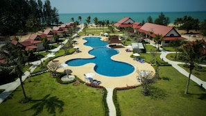 3 outdoor pools, pool umbrellas