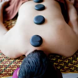 Couples treatment room(s), steam room, hydrotherapy, aromatherapy