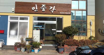 Minjoonggak Guesthouse