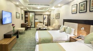 Doppel- oder Zweibettzimmer | Minibar, Zimmersafe, Bügeleisen/Bügelbrett, kostenloses WLAN