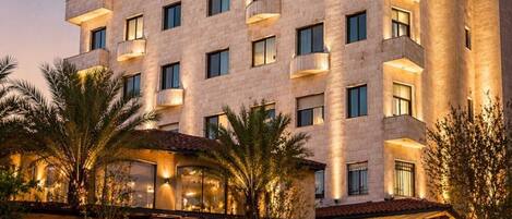 Fachada de la propiedad