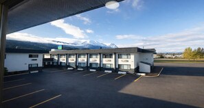 Exterior - SureStay by Best Western Smithers (Smithers)