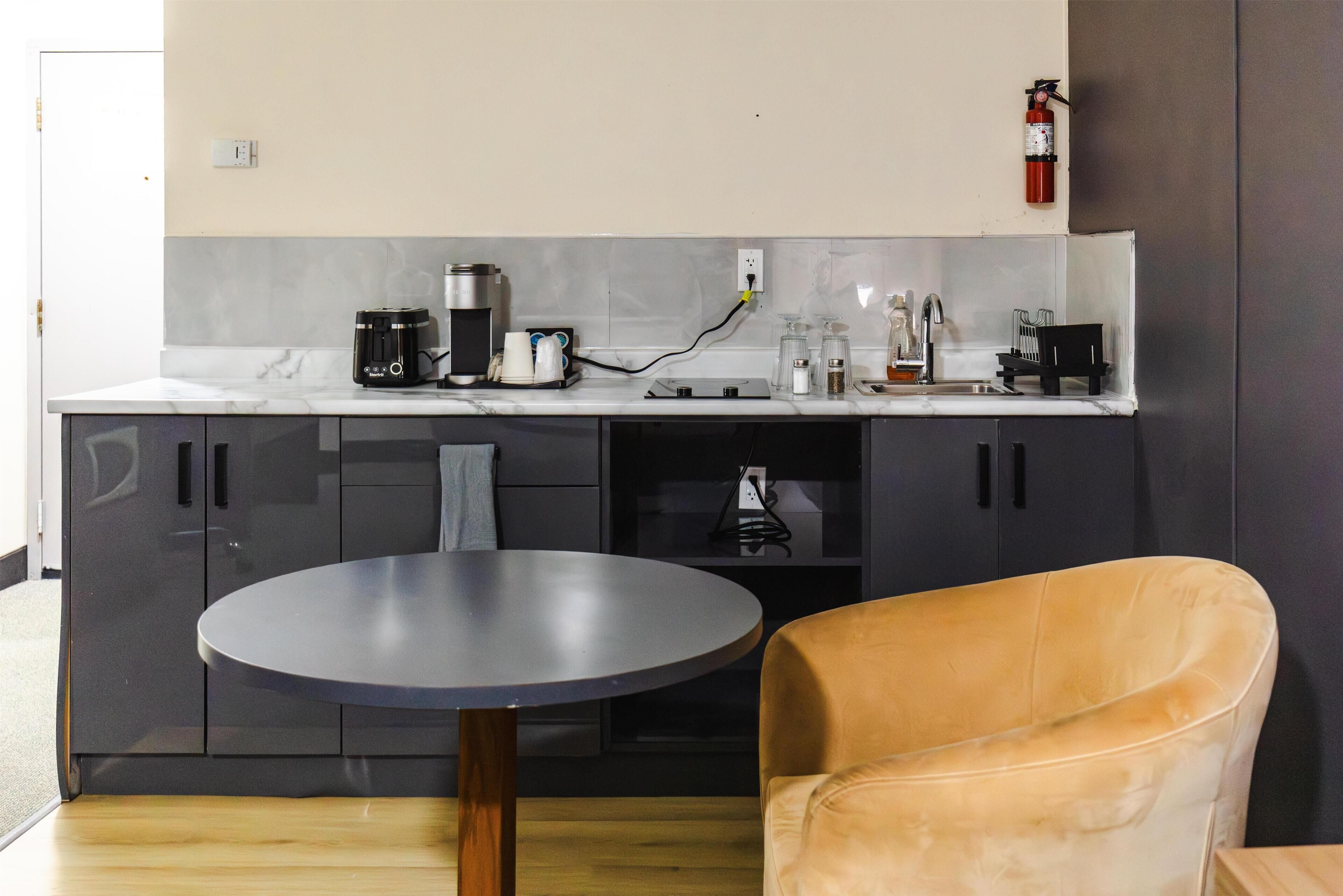 Microonde, macchina per tè/caffè