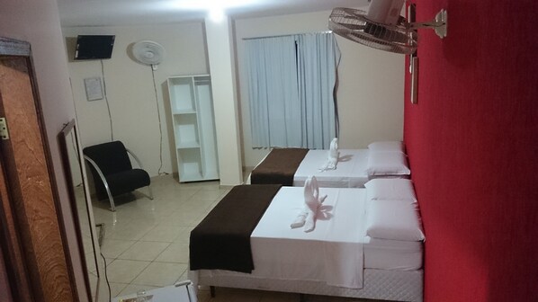 Blackout curtains, free WiFi