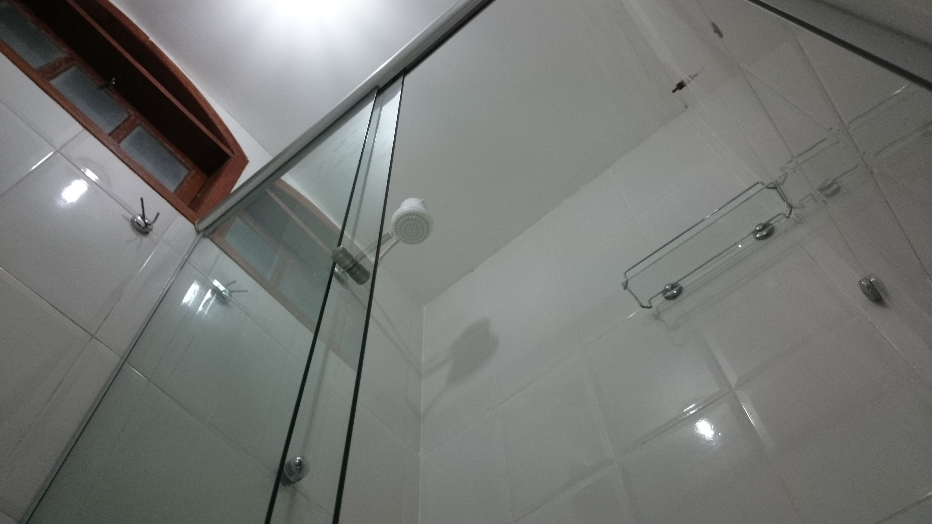 Quarto quádruplo standard (Ventilador) | Banheiro | Chuveiro, secador de cabelo (mediante solicitação), toalhas de banho 