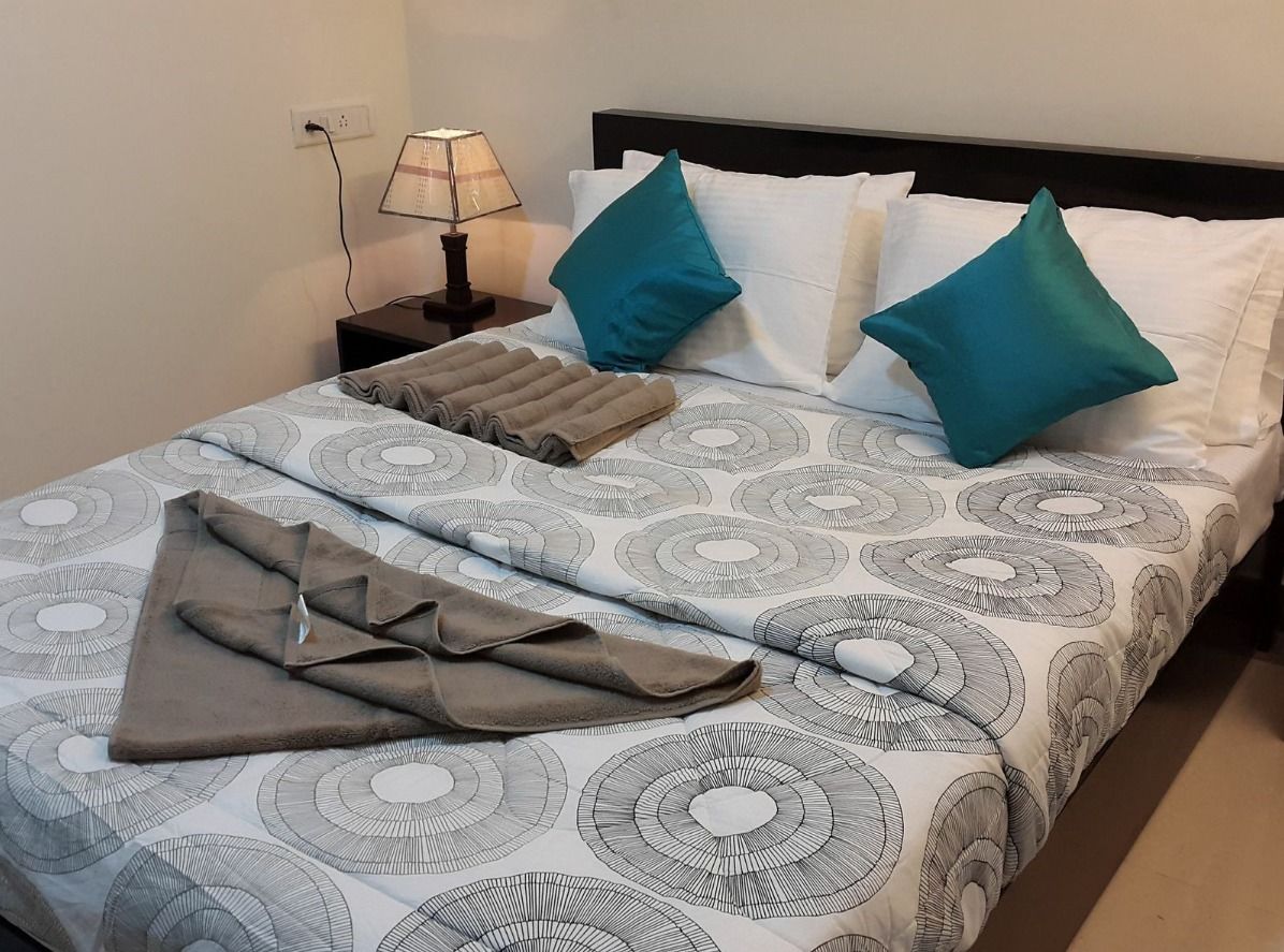 Premium bedding, pillow-top beds, individually furnished, free WiFi