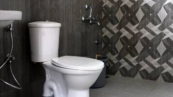 Free toiletries, hair dryer