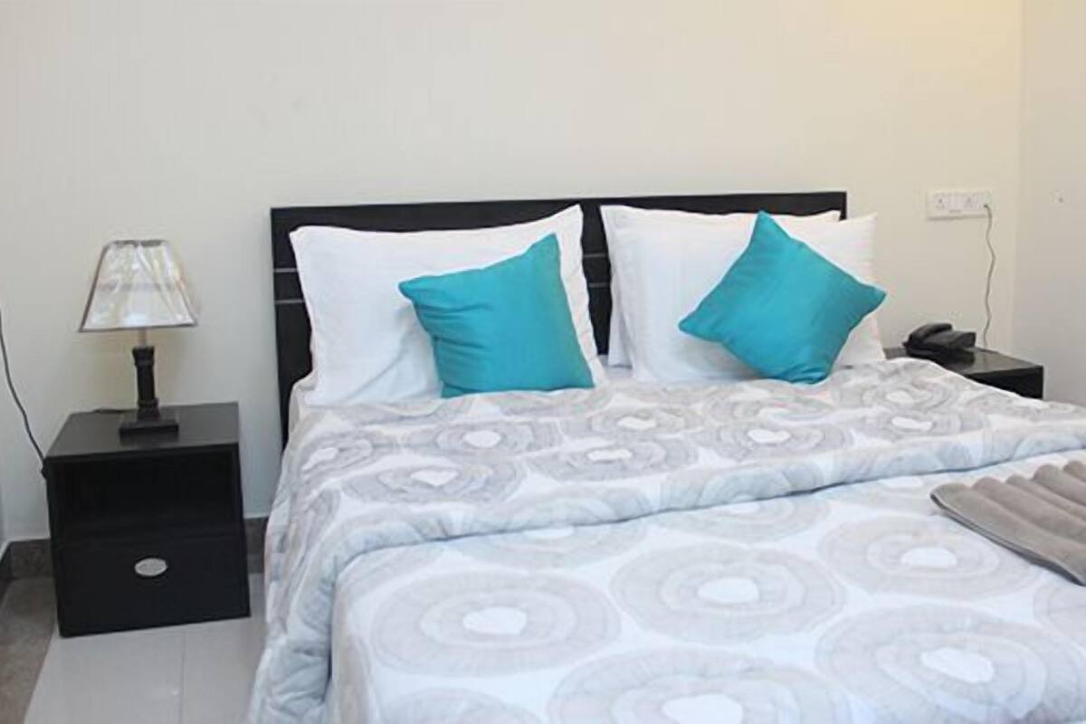 Ropa de cama de alta calidad, colchones con pillow-top y wifi gratis