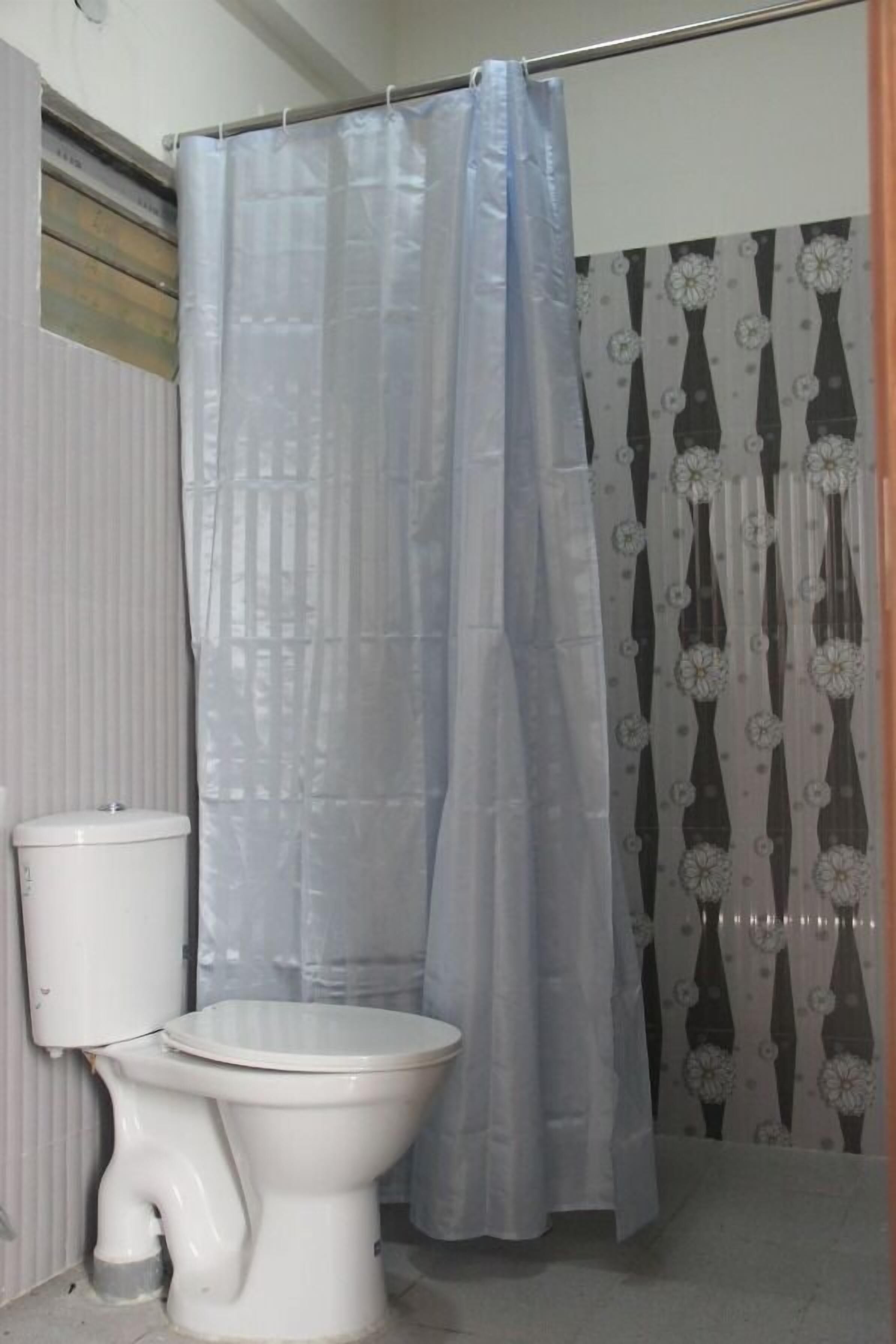 Salle de bain | Articles de toilette (gratuits), séchoir à cheveux