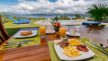 Free daily full breakfast