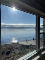 Cortinas blackout y sistema de insonorización 