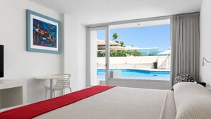 Room (King, Pool) | In-room safe, iron/ironing board, WiFi (free), alarm clocks - We Hotel Acapulco (Acapulco)