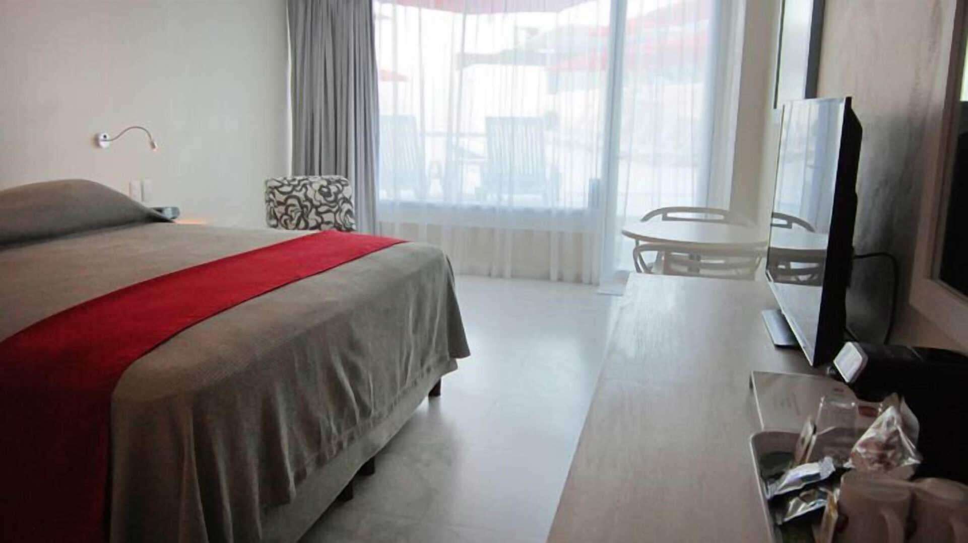 In-room safe, iron/ironing board, free WiFi, bed sheets