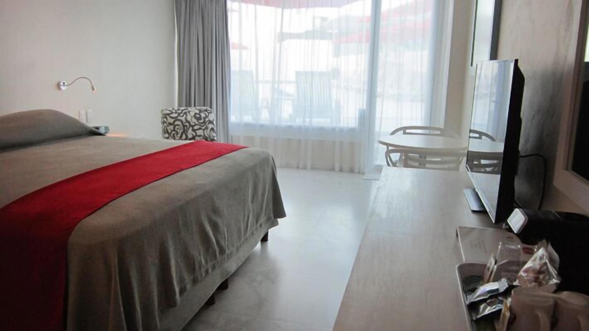 In-room safe, iron/ironing board, free WiFi, bed sheets