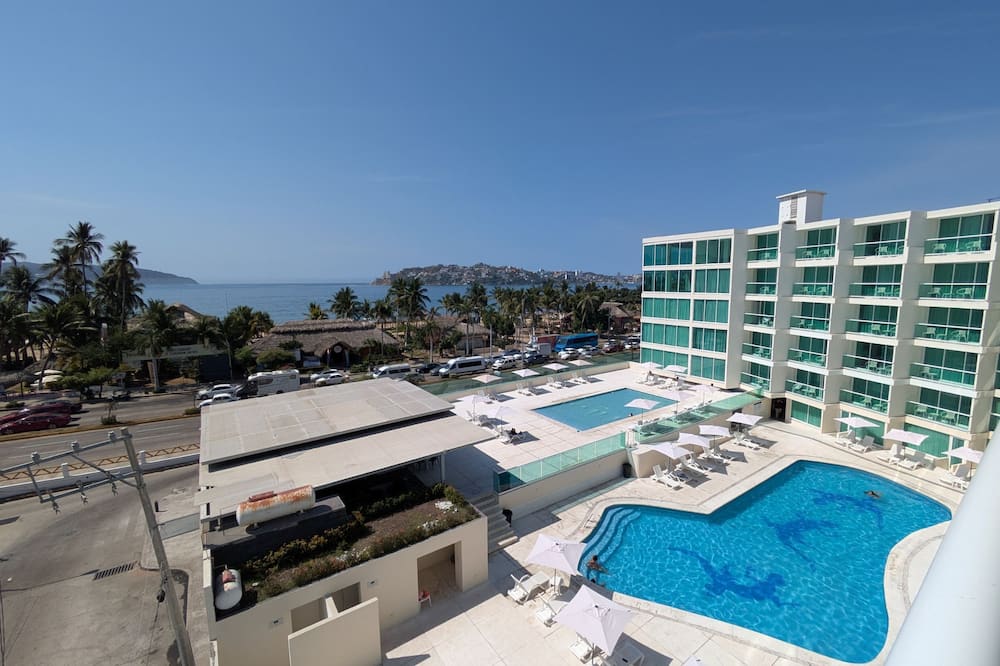 We Hotel Acapulco