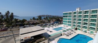 We Hotel Acapulco