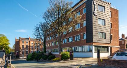 Roomzzz Chester City