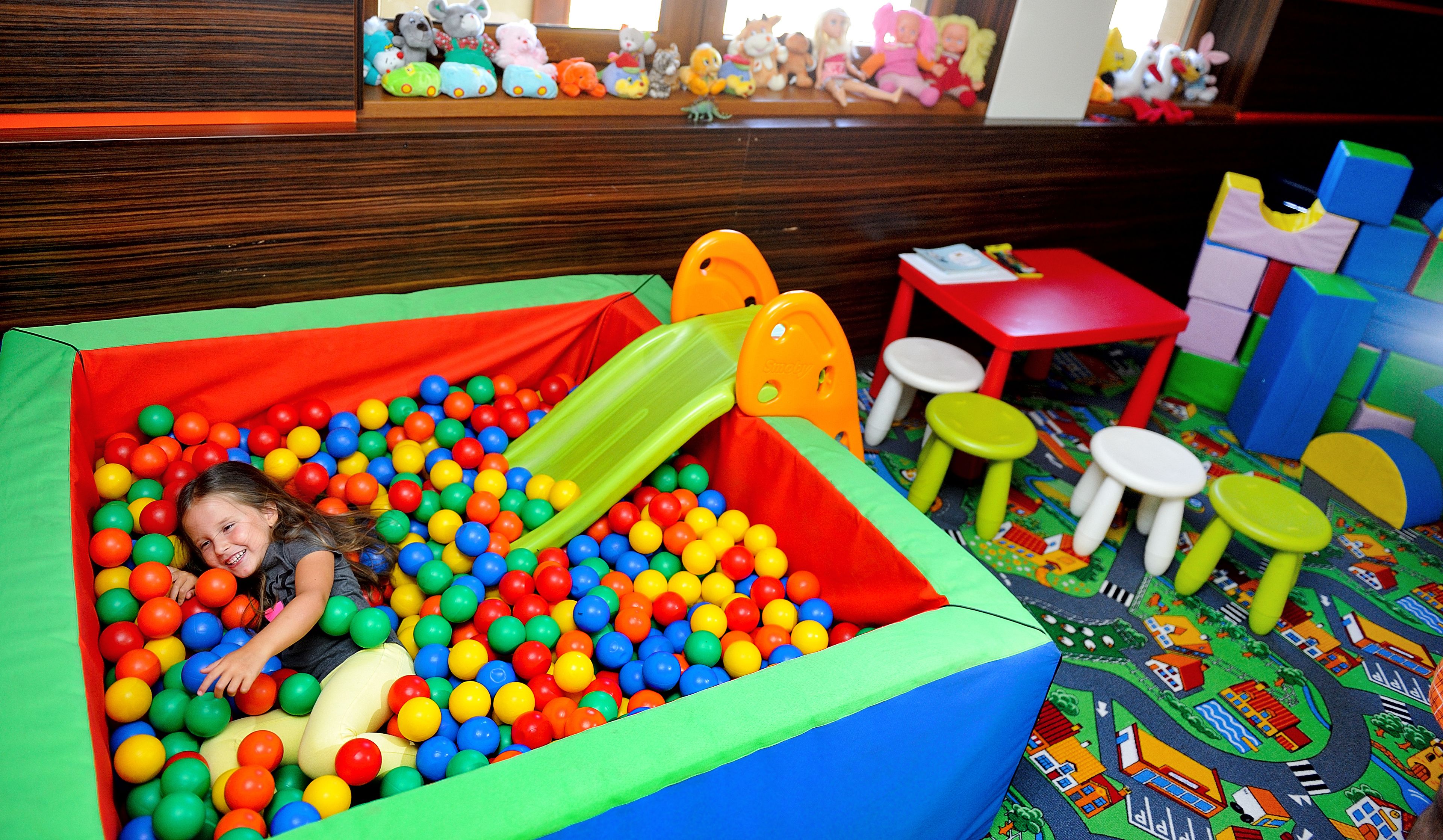 children’s play area – indoor