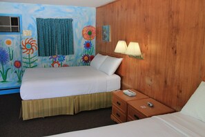 Standard Double Room, 2 Queen Beds, Smoking | 1 bedroom, individually decorated, individually furnished, desk - Algonquin Motel (Machar)
