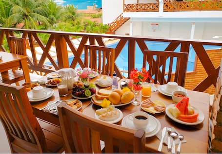 Desayuno continental incluido todos los días